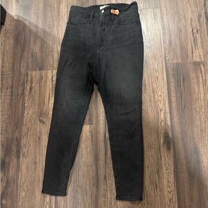Gently worn Madewell Curvy Roadtripper sz 30 washed black